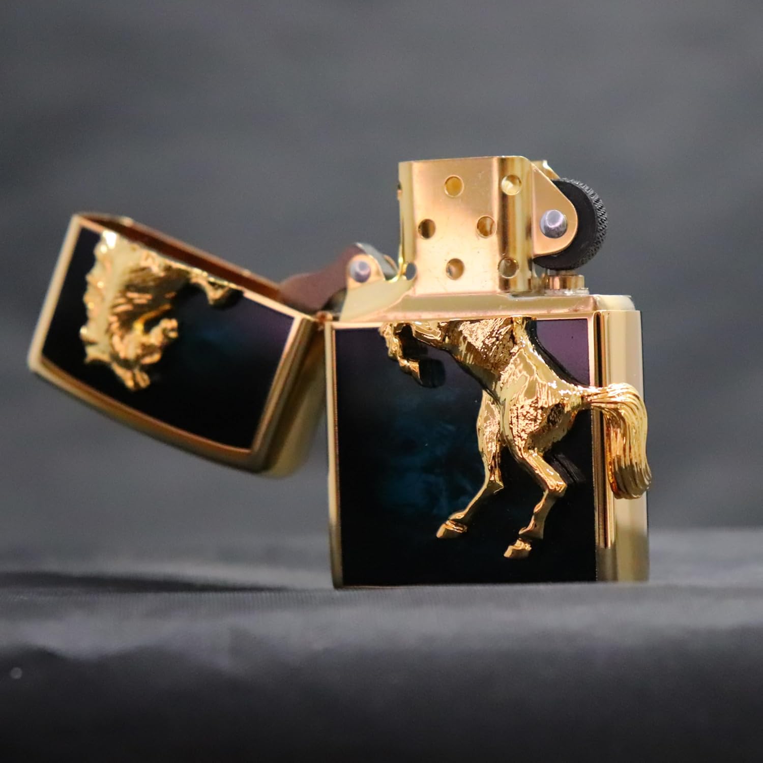 Zippo Winnie Winning Gold Plate Blue